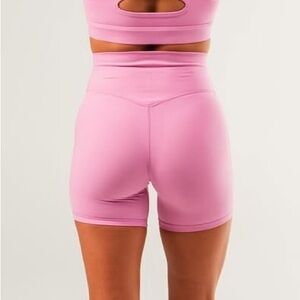 NWOT Acta Tori Halford Pink Women's Shorts